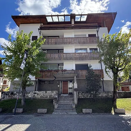Casa Sette, In Centro A Cortina D Ampezzo Lejlighed