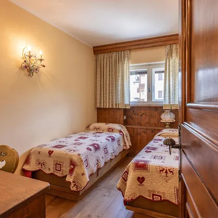 Casa Sette, In Centro A Cortina D Ampezzo Cortina dʼAmpezzo